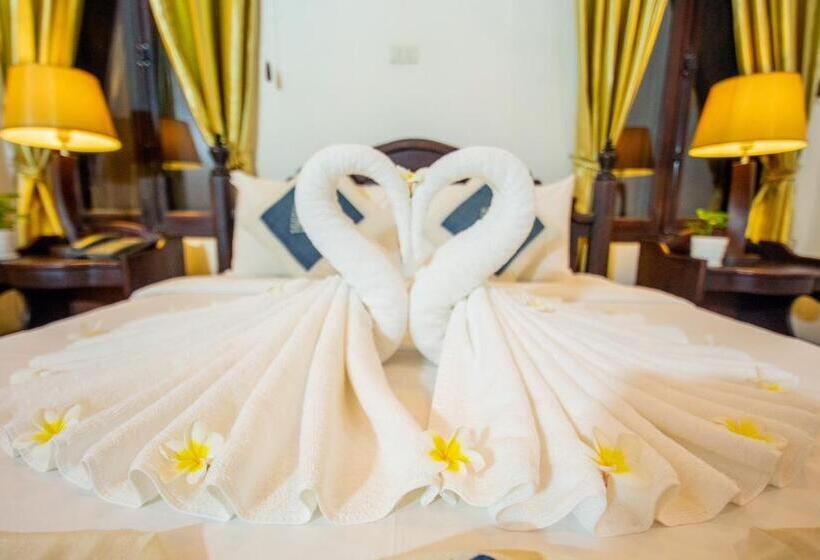 Treasure Hotel Laos