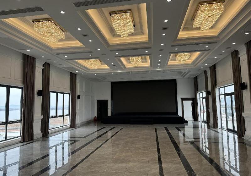 هتل Tuan Chau Resort Ha Long