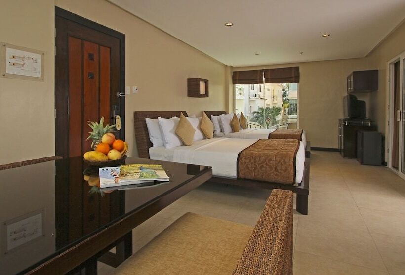 هتل Two Seasons Boracay Resort