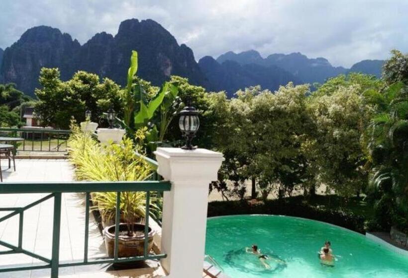 Отель Vansana Vang Vieng