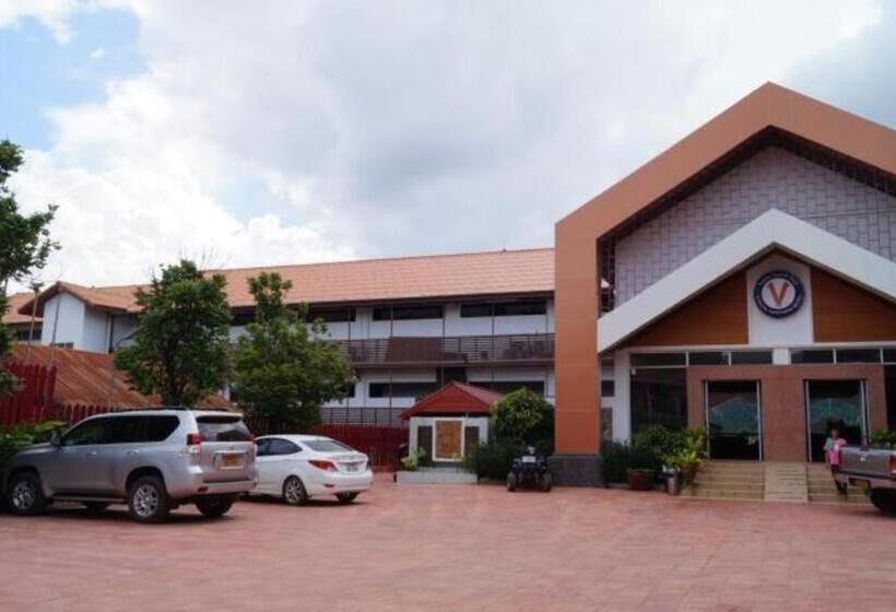 Отель Vansana Vang Vieng