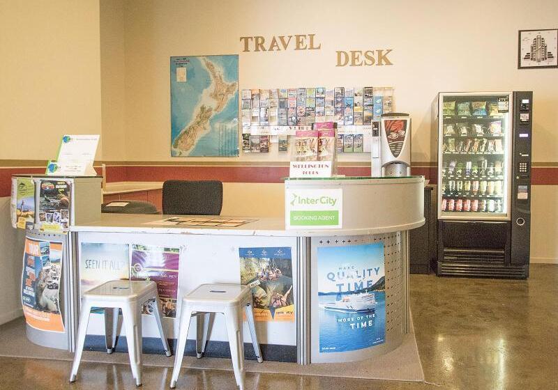 בית מלון כפרי Waterloo & Backpackers