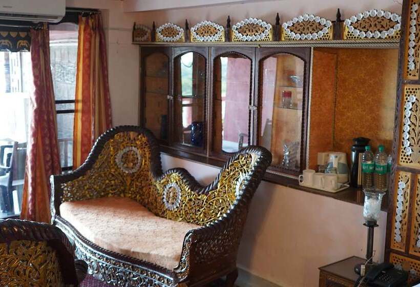 هتل Welcomheritage Grace