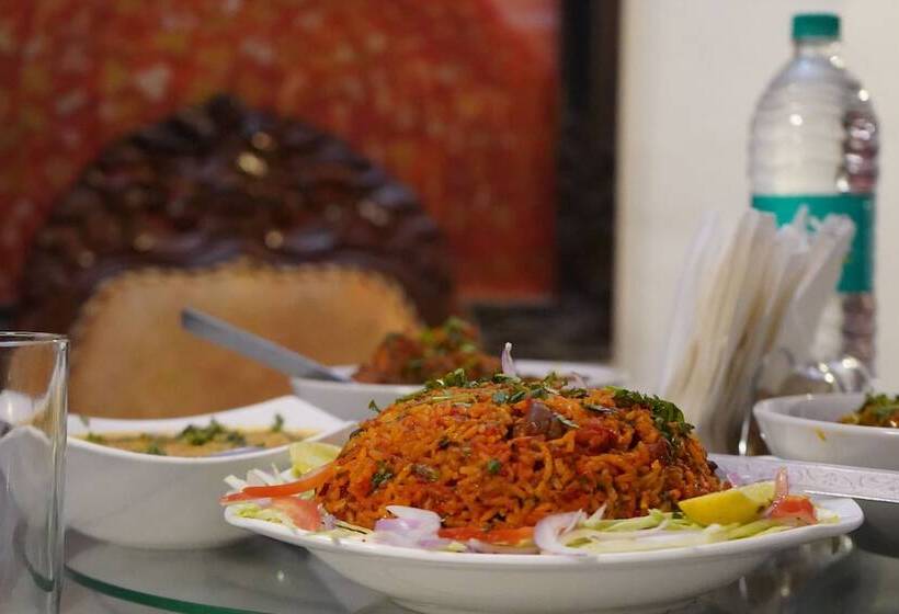 هتل Welcomheritage Grace