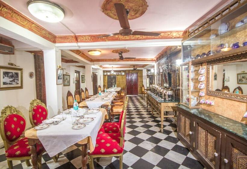 هتل Welcomheritage Grace