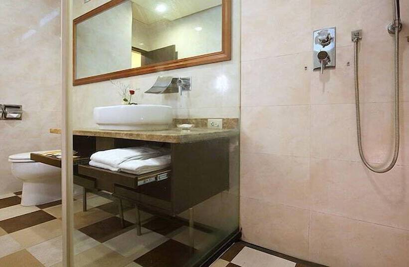 هتل Yi Yuan Resort