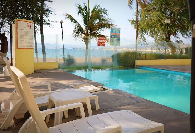 فندق Zar Manzanillo