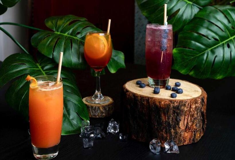 Kempinski Hotel Khan Palace