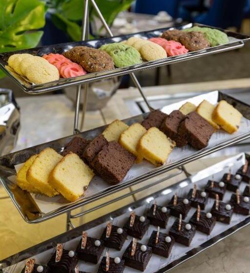 Kempinski Hotel Khan Palace