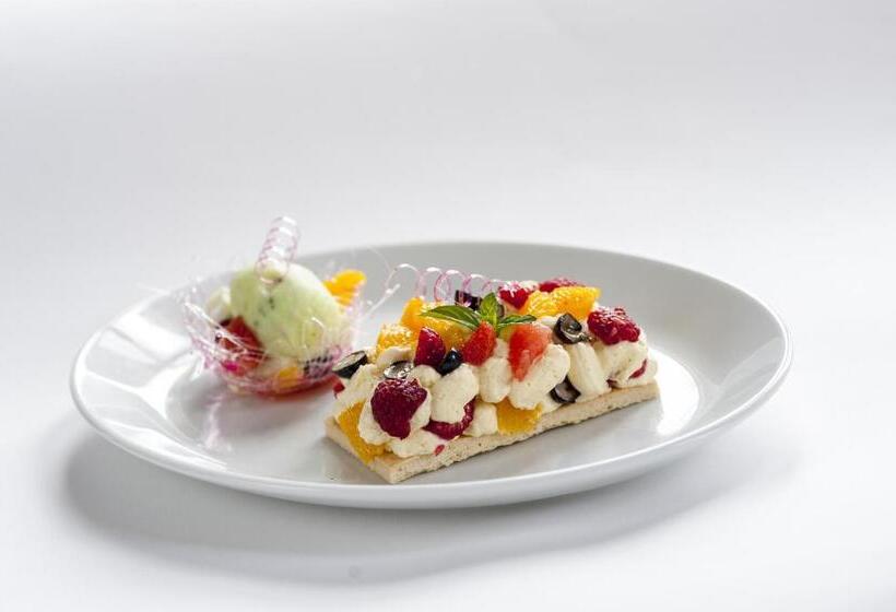 Kilronan Castle Hotel & Spa