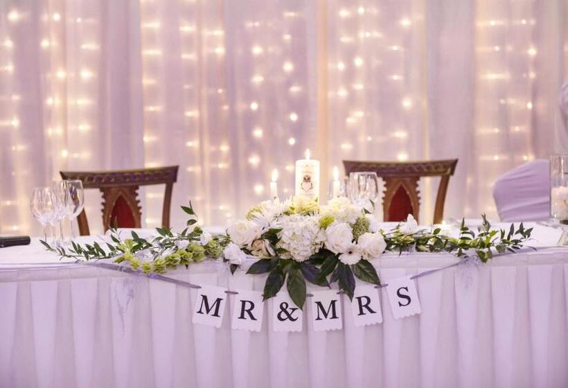 Kilronan Castle Hotel & Spa