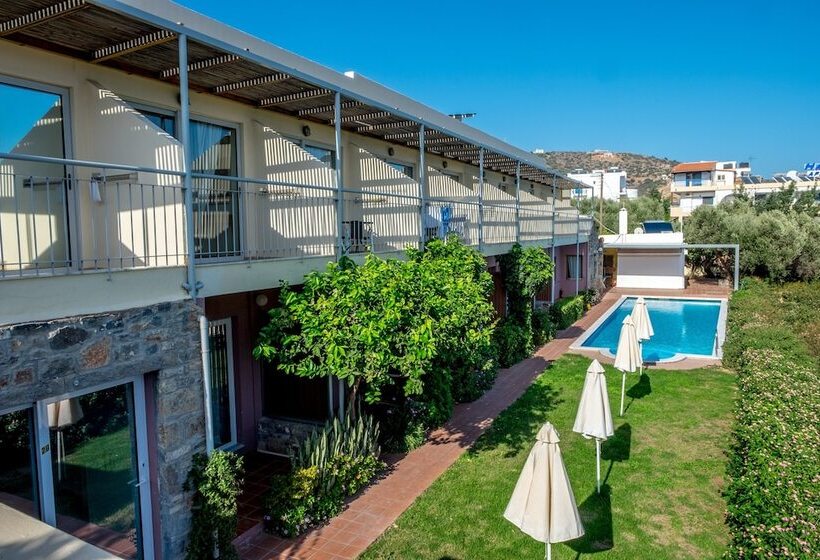 Mirabella Apartments