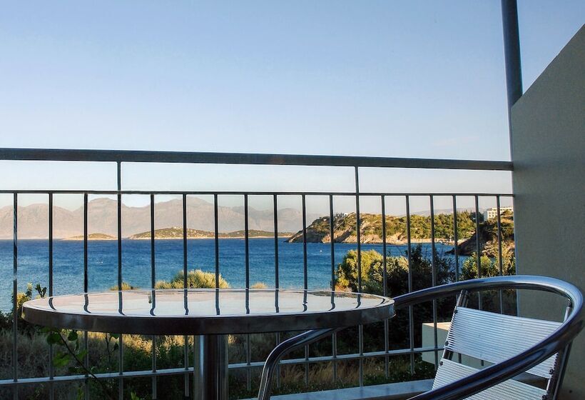 Mirabella Apartments