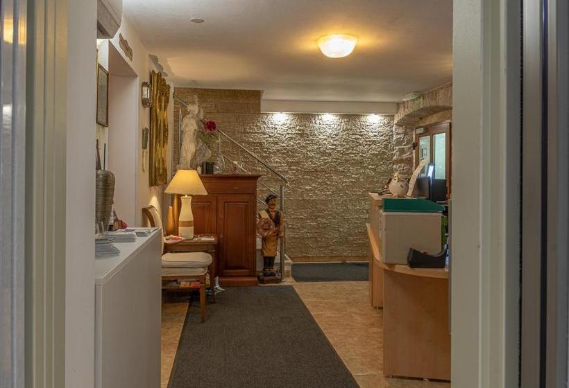 Пансион Boutique Hotel Santa Maria