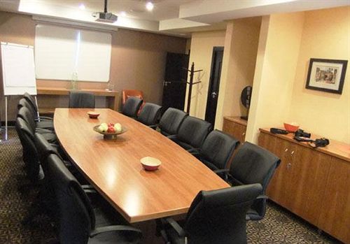 ホテル The Soweto  & Conference Centre