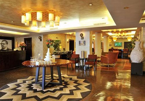 فندق The Soweto  & Conference Centre