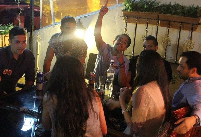 ユースホステル Big Apple