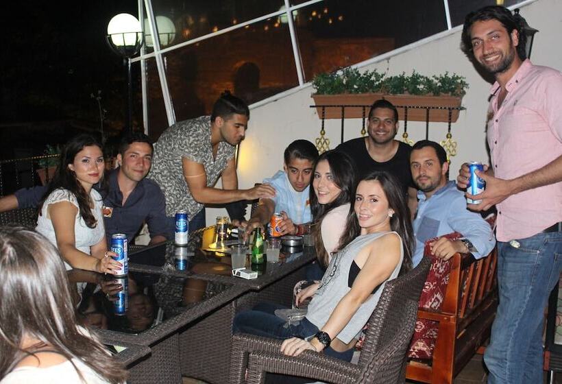 ユースホステル Big Apple