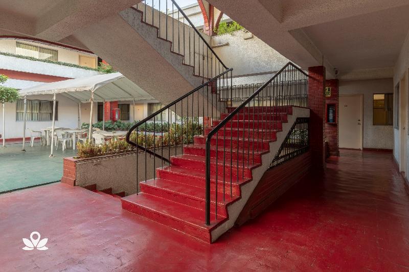 Broadway Court Apartelle 4th Street