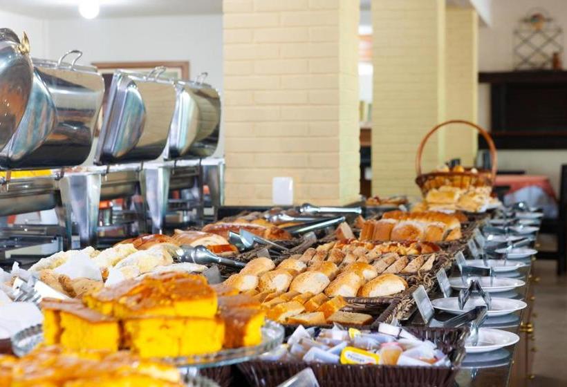 ホテル Flamboyant & Convention