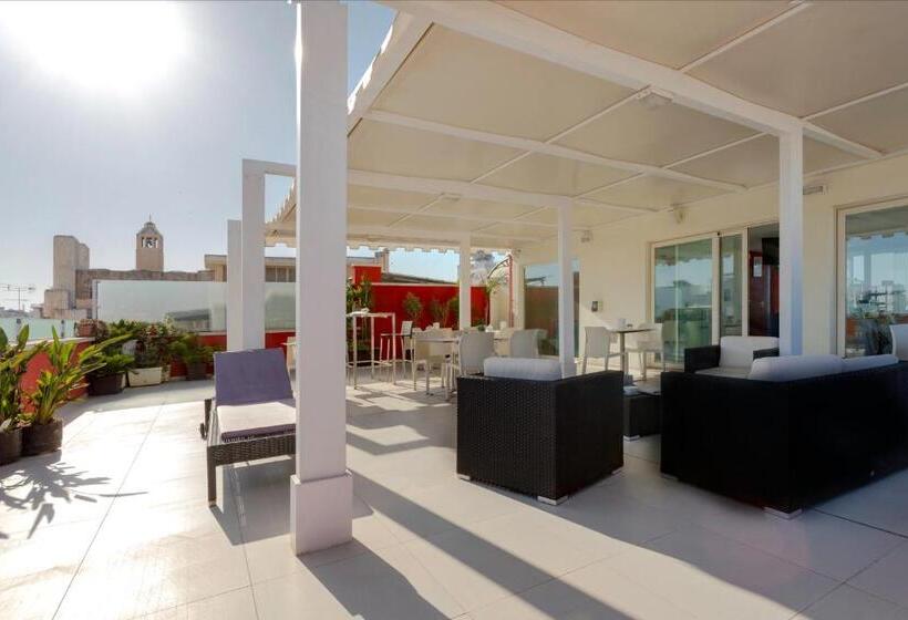 Отель 33 Baroni