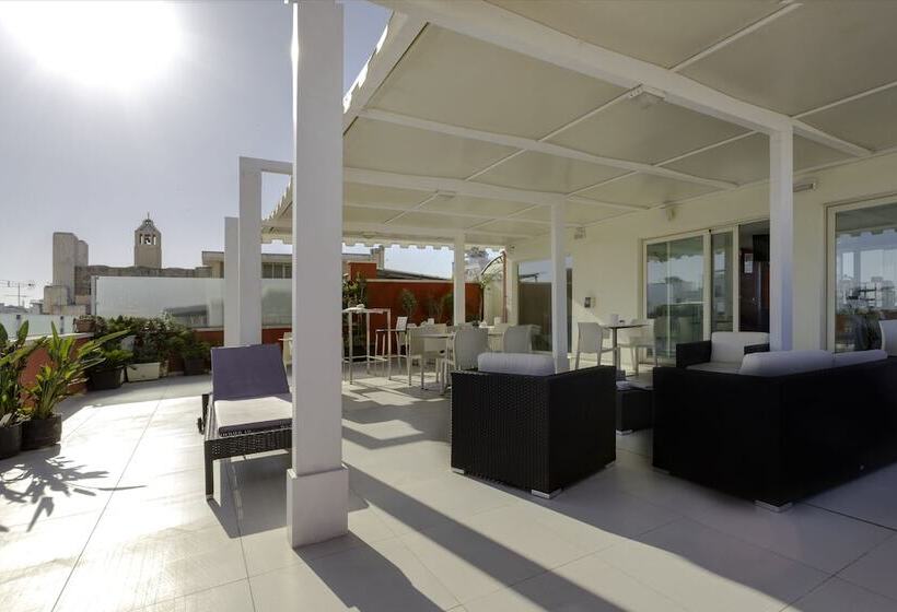 Отель 33 Baroni