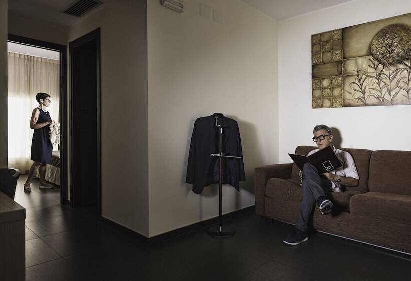 Отель 33 Baroni