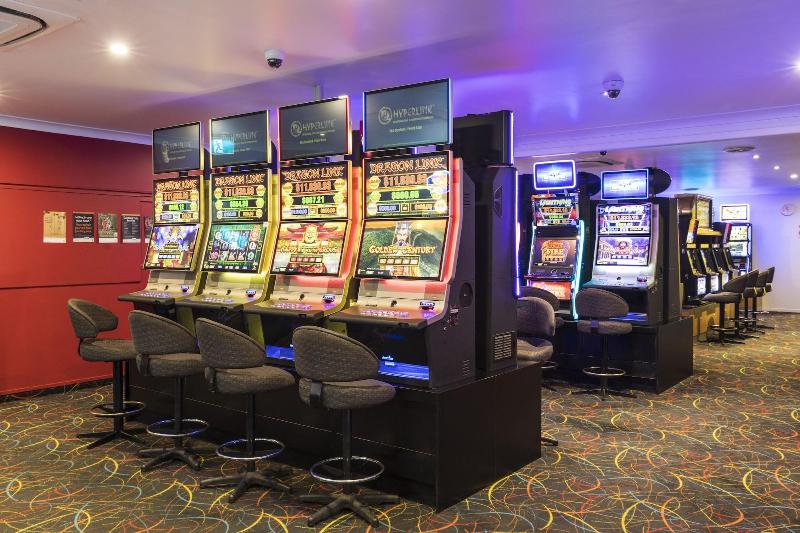 هتل Albatross Bay Resort