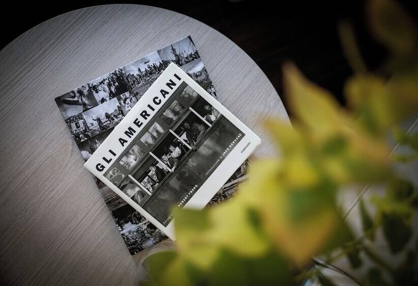 Hotel Albergo Rossini 1936  Small & Charming