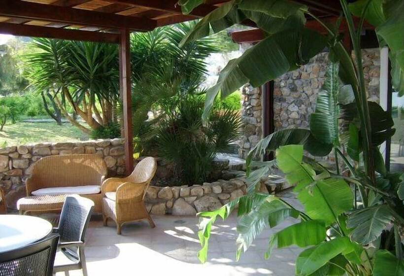 Отель Albergo Villa Vittoria