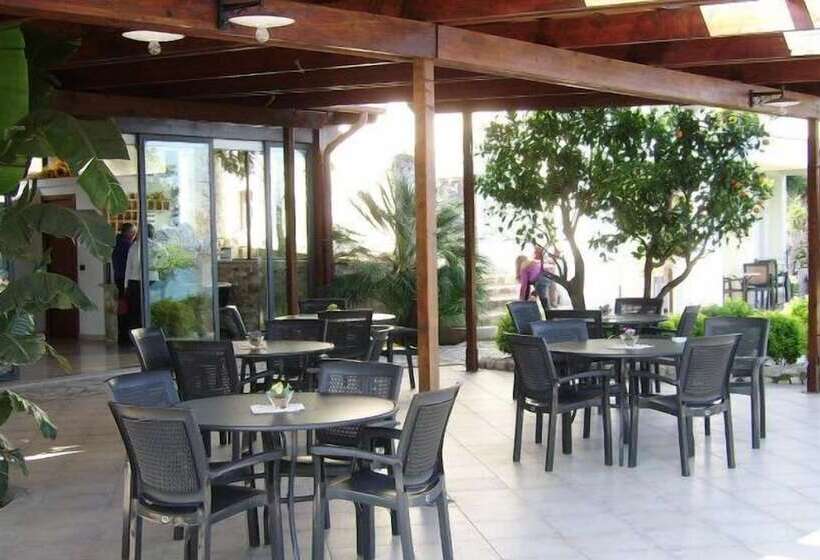 Отель Albergo Villa Vittoria