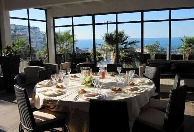 Отель Albergo Villa Vittoria