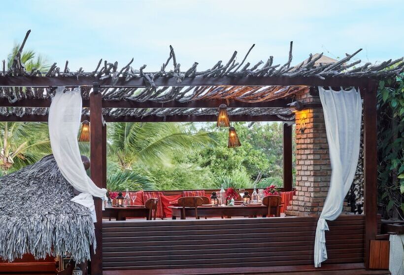 هتل Araxa Pousada