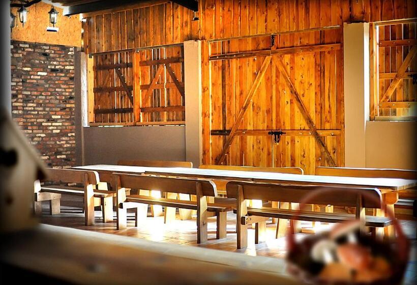 בית מלון כפרי Arkadia