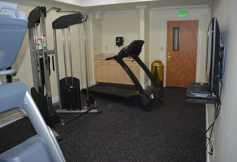 호텔 Baymont By Wyndham Budd Lake