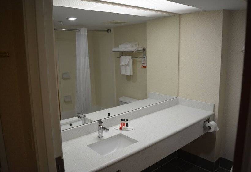 호텔 Baymont By Wyndham Budd Lake