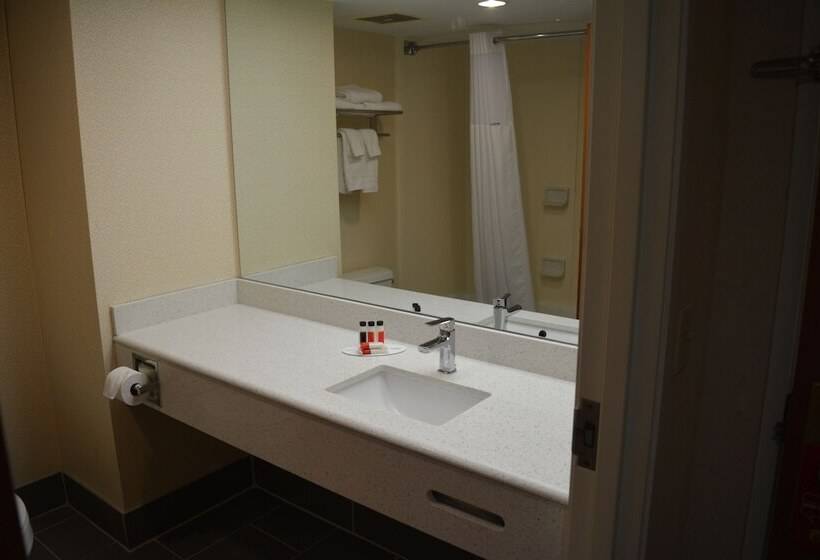 호텔 Baymont By Wyndham Budd Lake