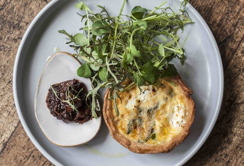 Bells At Killcare Boutique Hotel, Restaurant & Spa