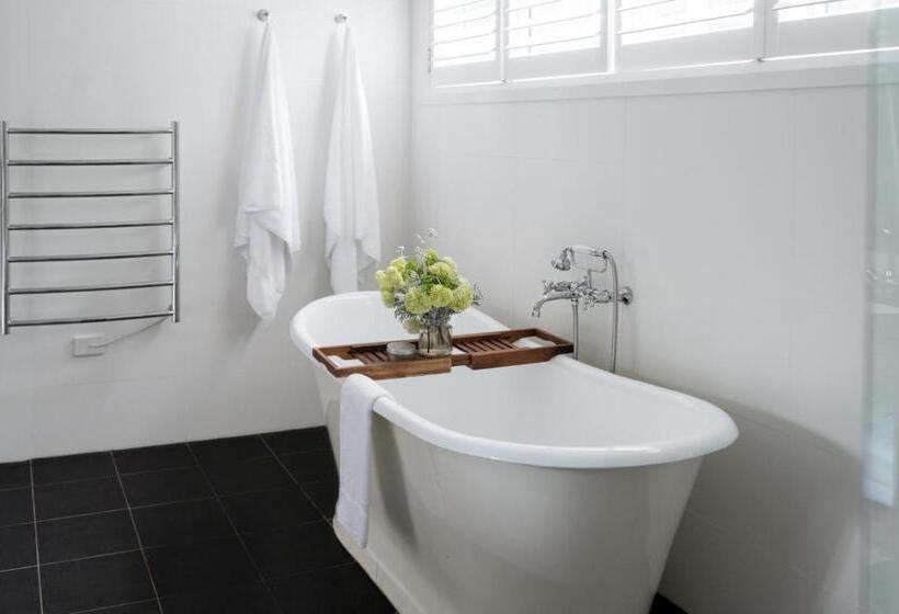 Bells At Killcare Boutique Hotel, Restaurant & Spa