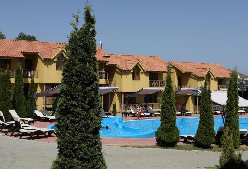 هتل Best Western Bohemian Resort