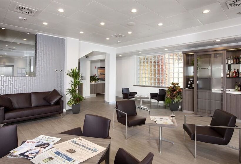 בית מלון כפרי Best Western Plus Borgolecco