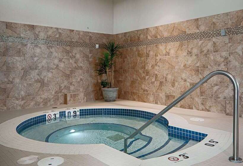 فندق Best Western Plus Chateau Inn Sylvan Lake