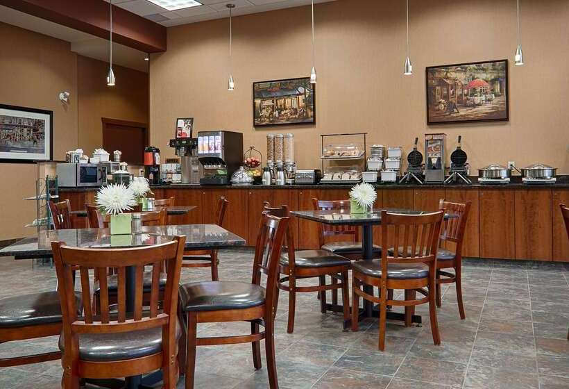 فندق Best Western Plus Chateau Inn Sylvan Lake