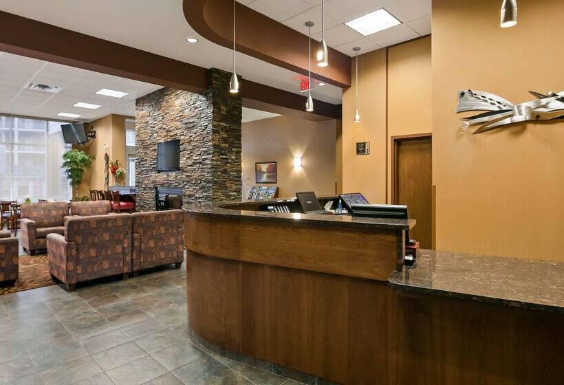 فندق Best Western Plus Chateau Inn Sylvan Lake