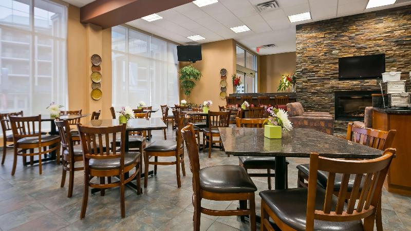 فندق Best Western Plus Chateau Inn Sylvan Lake
