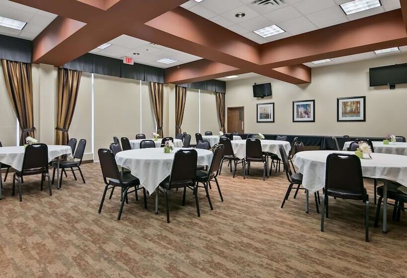 فندق Best Western Plus Chateau Inn Sylvan Lake