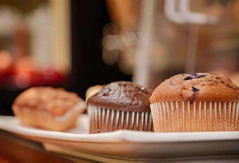 فندق Best Western Plus Chateau Inn Sylvan Lake