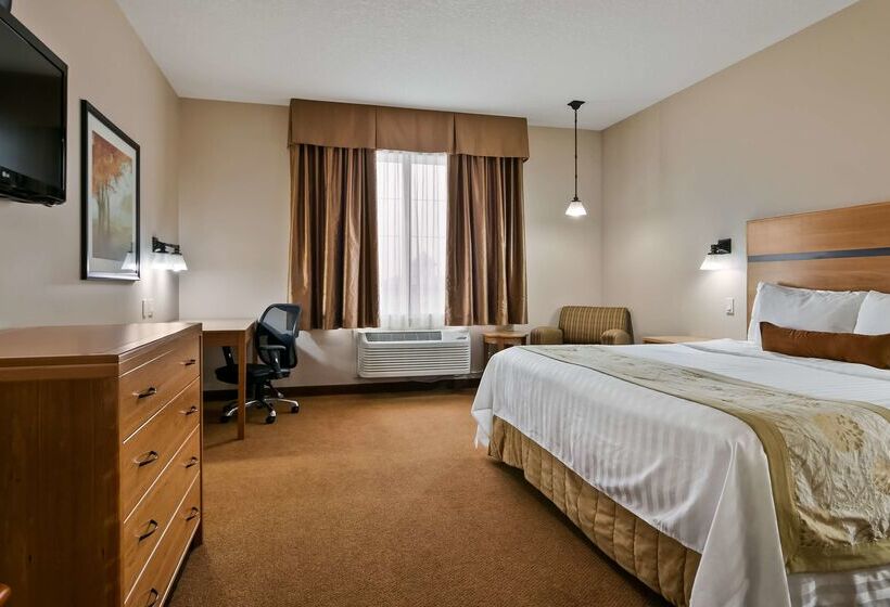 Отель Best Western Plus Chateau Inn Sylvan Lake