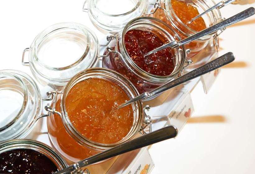 호텔 Best Western Plus Hôtel Le Rhénan & Restaurant Chez Claude