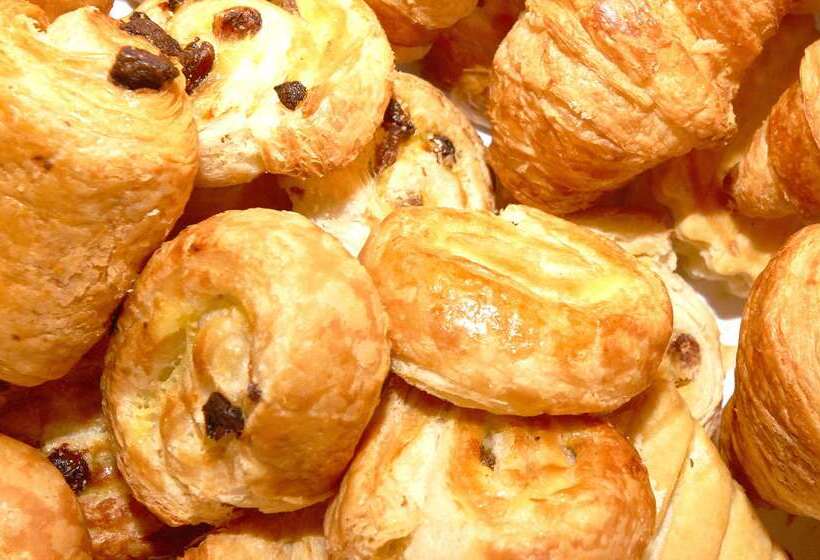 호텔 Best Western Plus Hôtel Le Rhénan & Restaurant Chez Claude